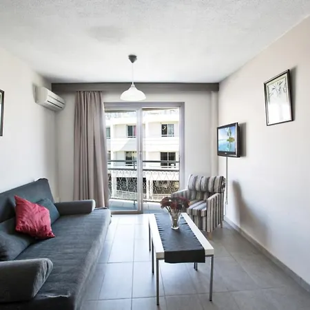 Villa How To Rent Your Own Private Luxury Holiday In For Less Than Basic Hotel, 1328